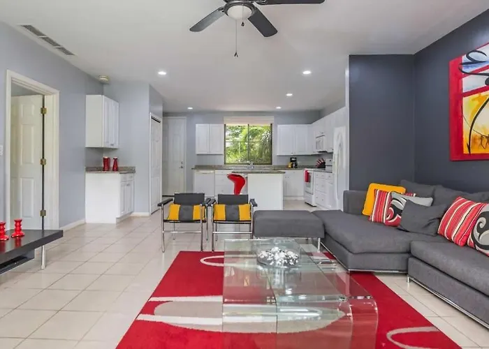 3rd-floor Space With Modern Décor Recently Renovated Viewing Over Pool In * Coco